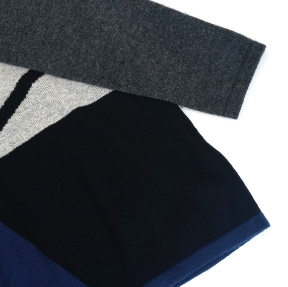 Charter Club Cashmere Royal Blue Heathered Greys Black Abstract Motif Sweater - Picture 4 of 15